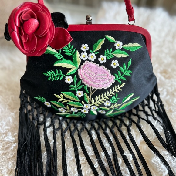MOSCHINO EMBROIDERED PIANO FRINGE SHOULDER BAG - Picture 2 of 8